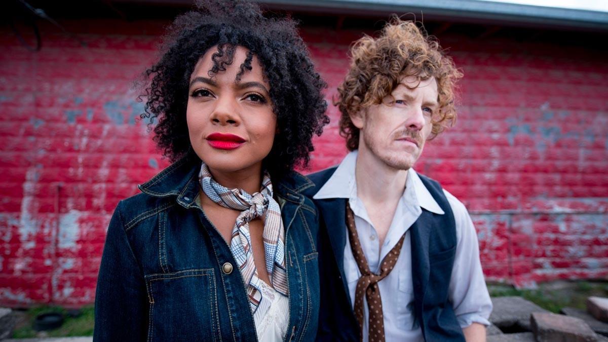 Birds of Chicago – Museum of Making Music concert