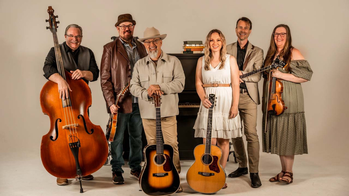 Kristy Cox & Grasstime – Museum of Making Music concert